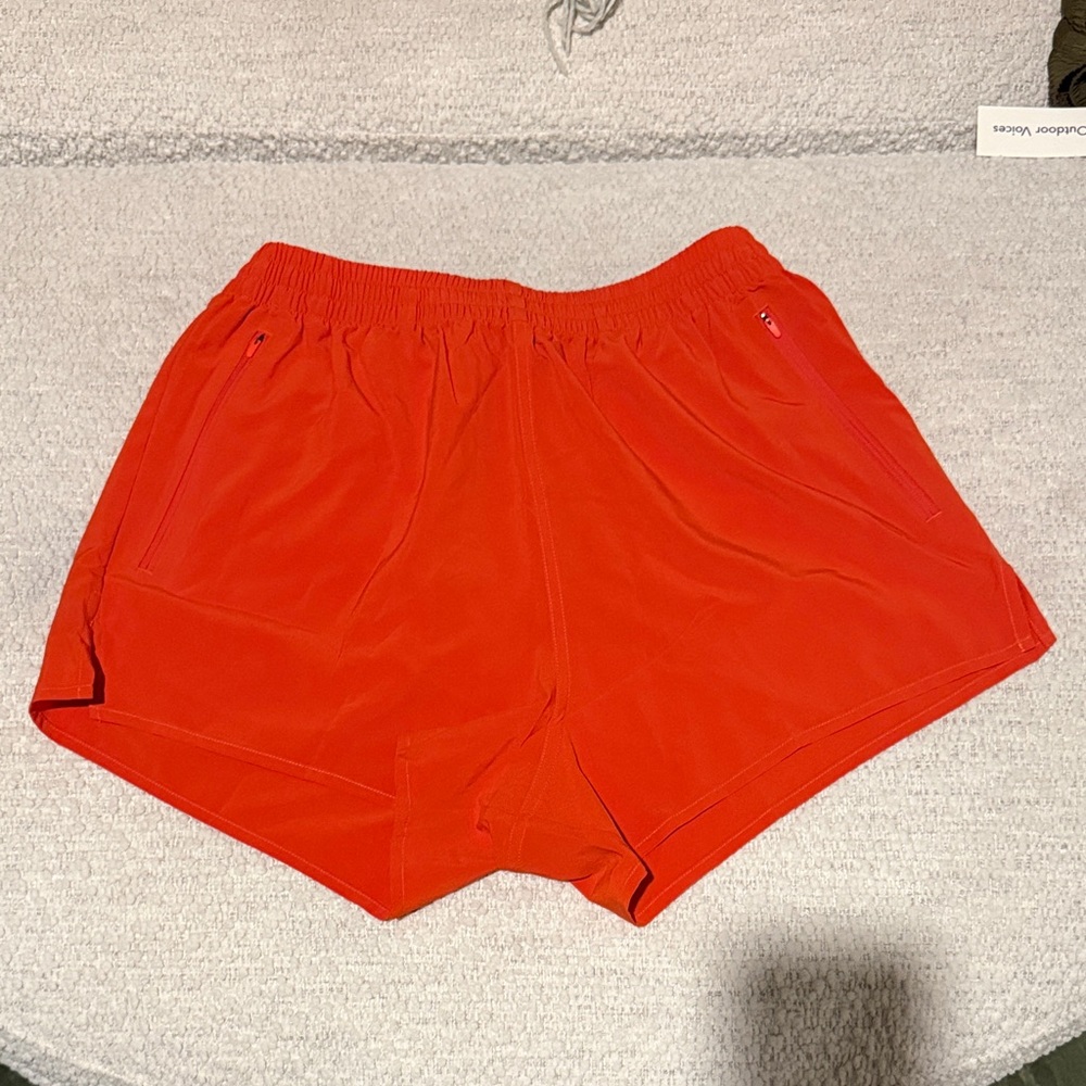 NWT Outdoor Voices Zephyr 3in Shorts